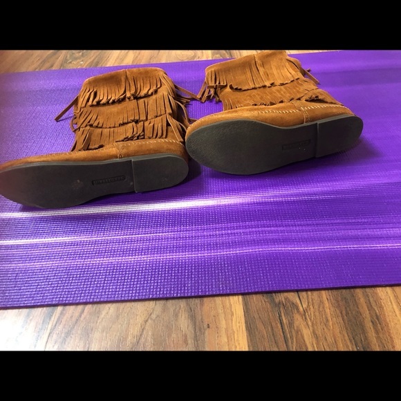 Minnetonka Fringe Booties - Picture 2 of 3